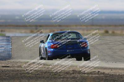 media/Oct-26-2025-CalClub SCCA (Sun) [[8ce1e69566]]/Group 5/Grapevine/